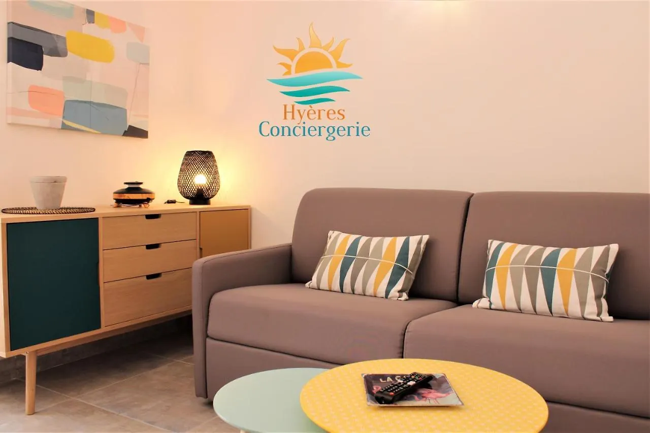 Hyeres-Plage -T2 Neuf Rdj Clim Wifi - La Capte By Hc Apartment 0*, Hyeres